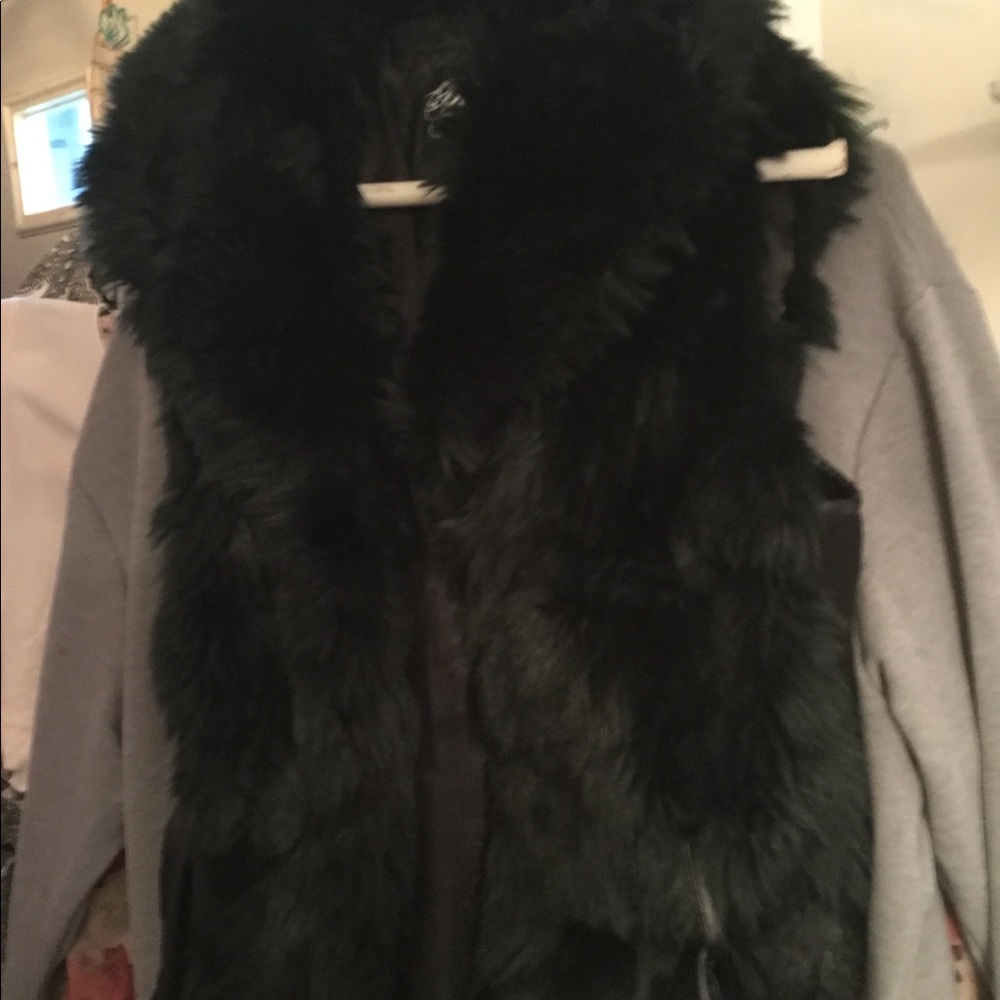 Black fake fur vest